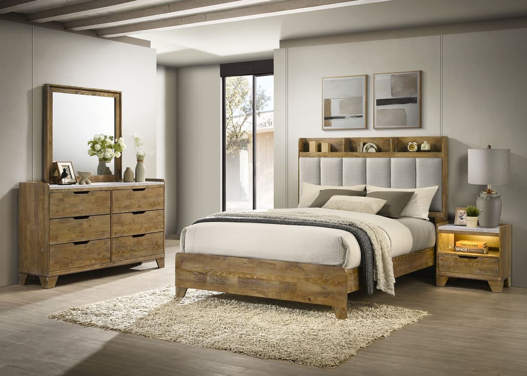 Henderson 4-piece Eastern King Bedroom Set Medium Oak